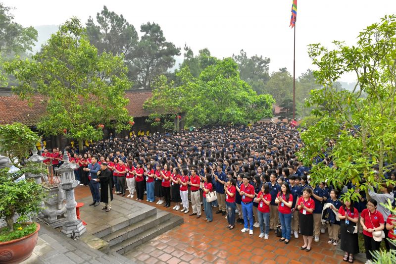 CHƯƠNG TRÌNH GIÁO DỤC TRUYỀN THỐNG TẠI ĐỀN THỜ THẦY CHU VĂN AN & HỌC TẬP TRẢI NGHIỆM, HƯỚNG NGHIỆP TẠI HẠ LONG