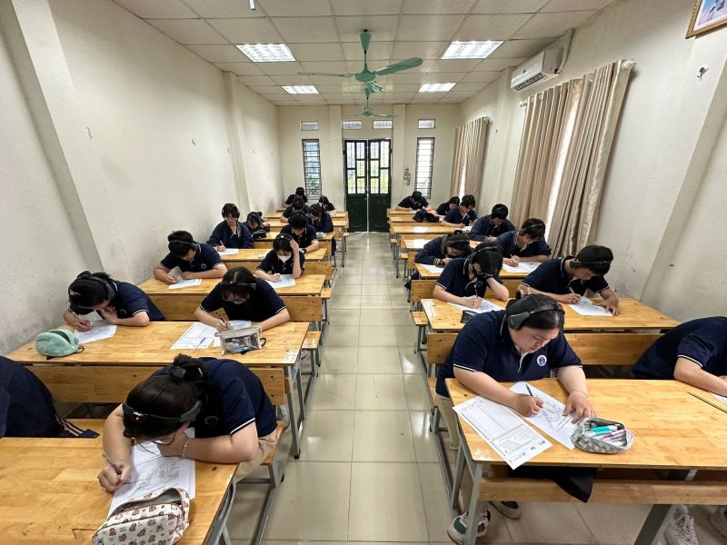 ĐÁNH GIÁ NĂNG LỰC IELTS CÙNG VỚI AMES ENGLISH  IELTS CAM KẾT CHUẨN ĐẦU RA